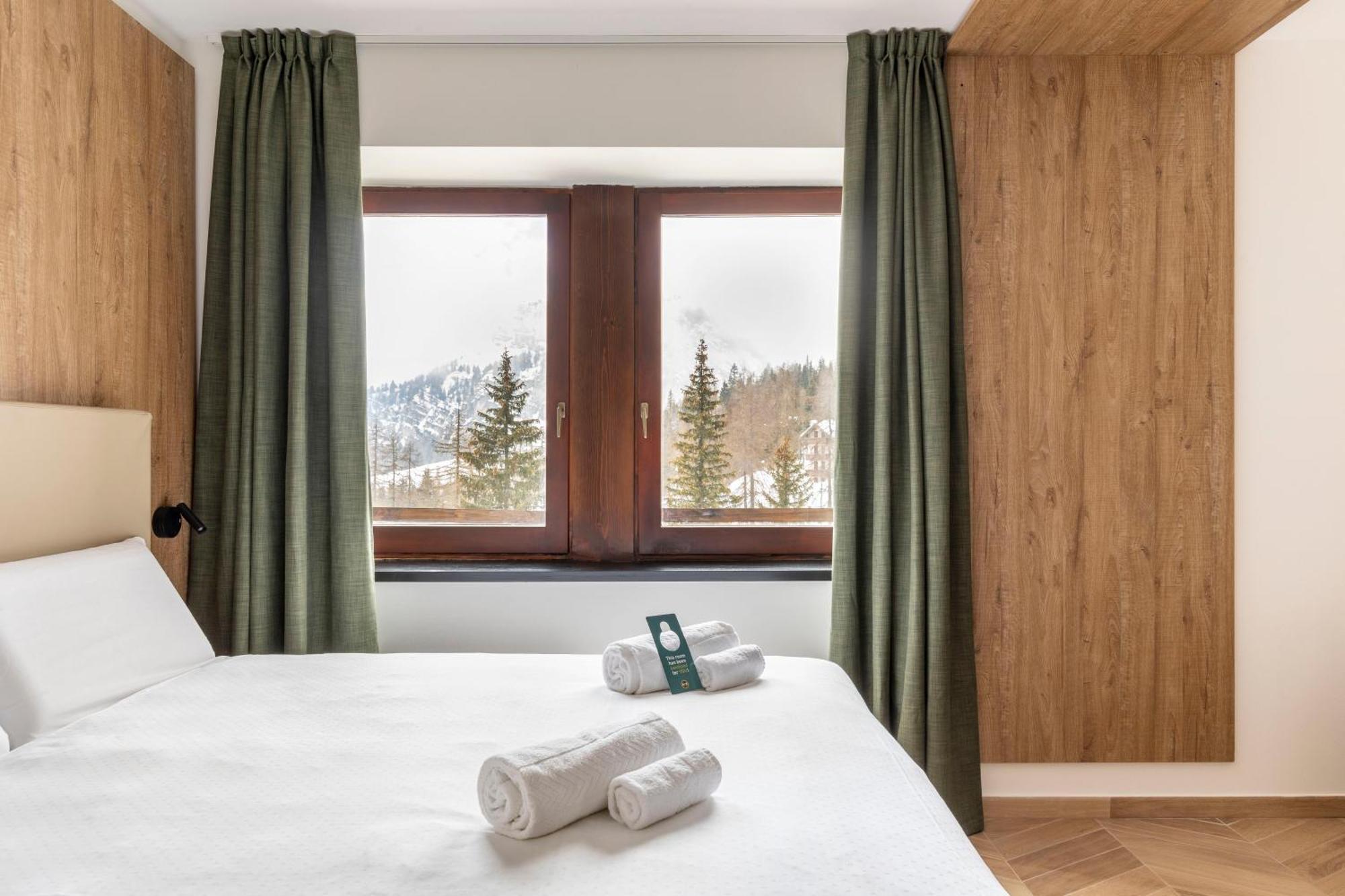 B&B Hotel Passo Tre Croci Cortina Cortina dʼAmpezzo Esterno foto