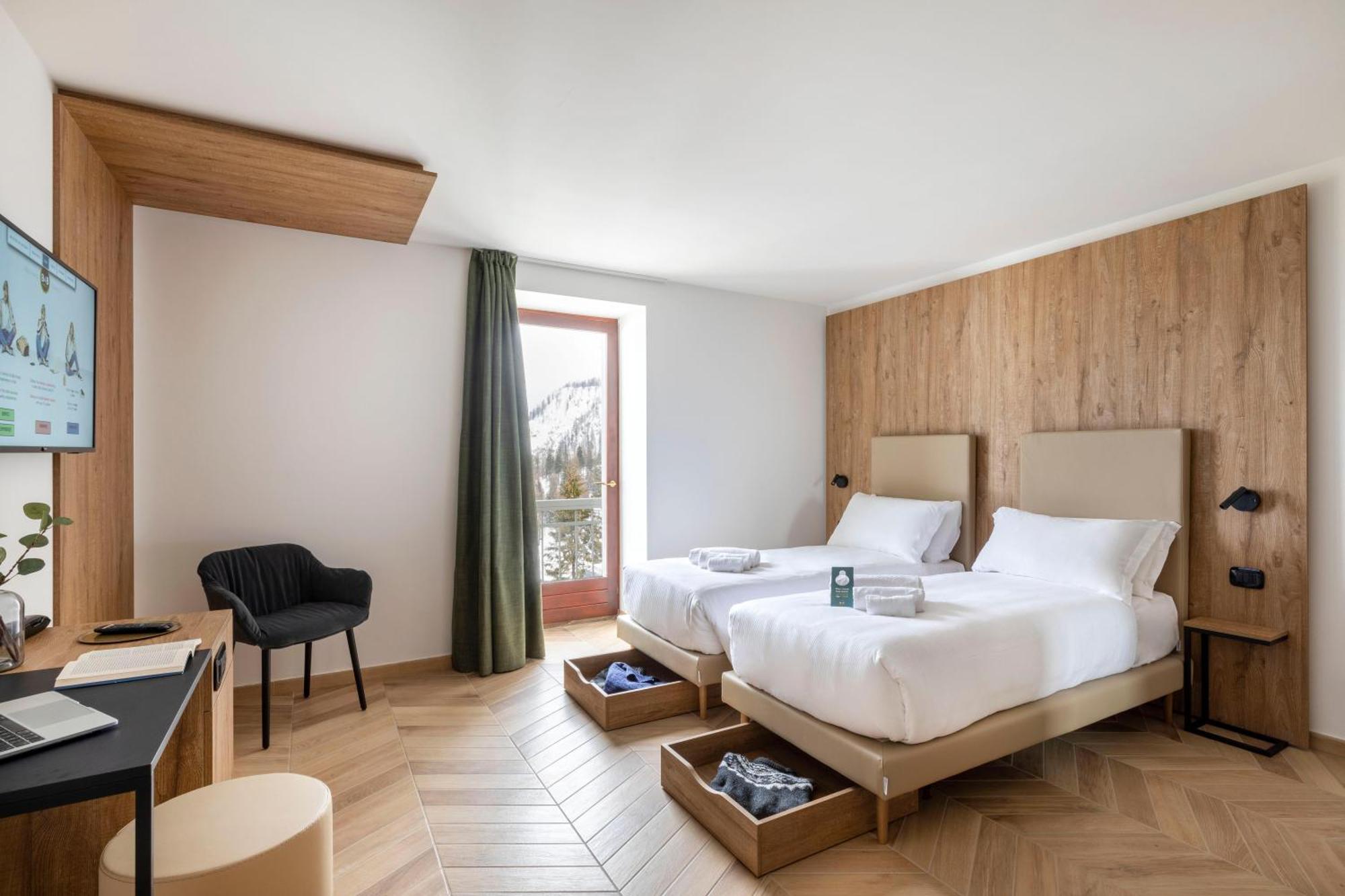 B&B Hotel Passo Tre Croci Cortina Cortina dʼAmpezzo Esterno foto