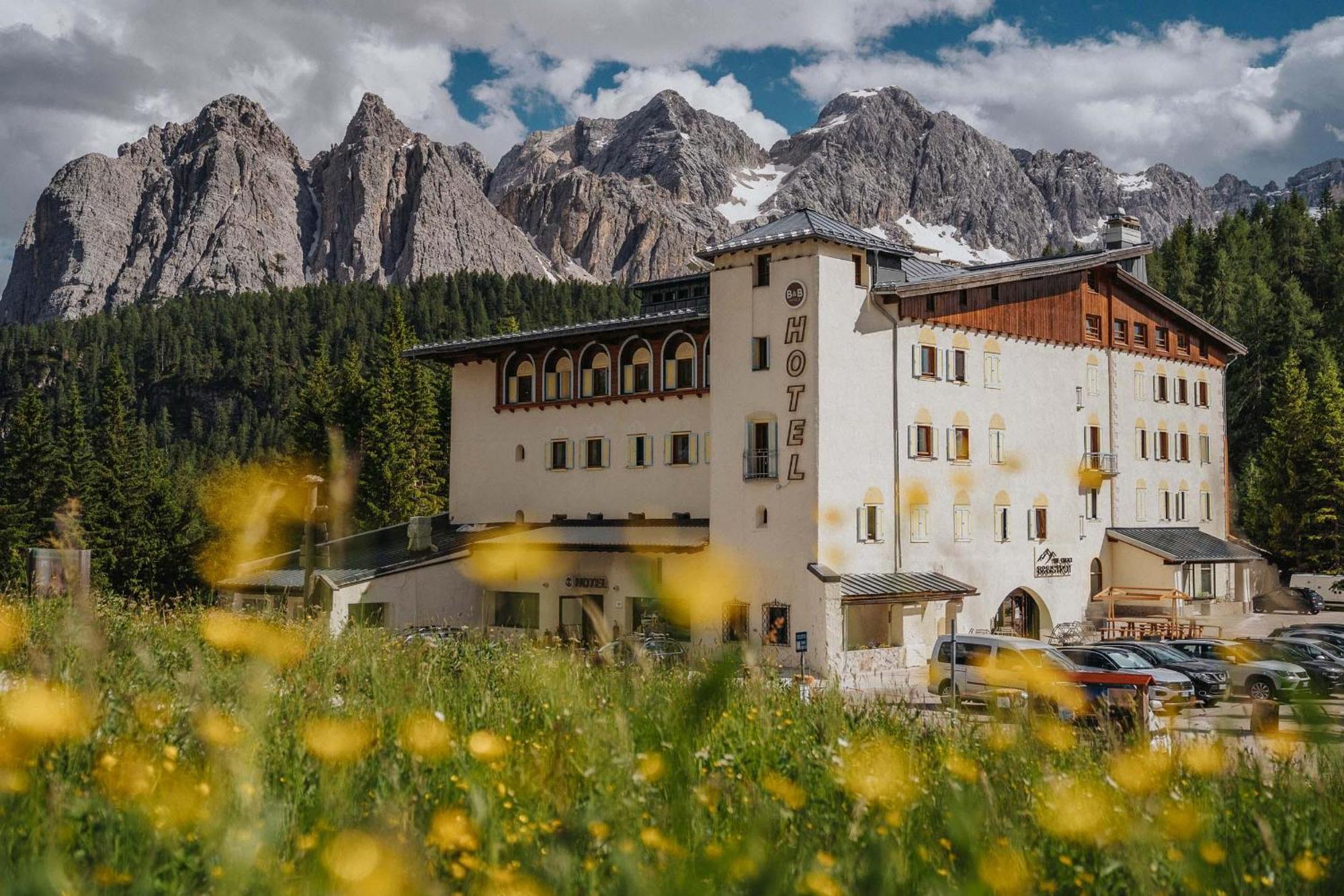 B&B Hotel Passo Tre Croci Cortina Cortina dʼAmpezzo Esterno foto